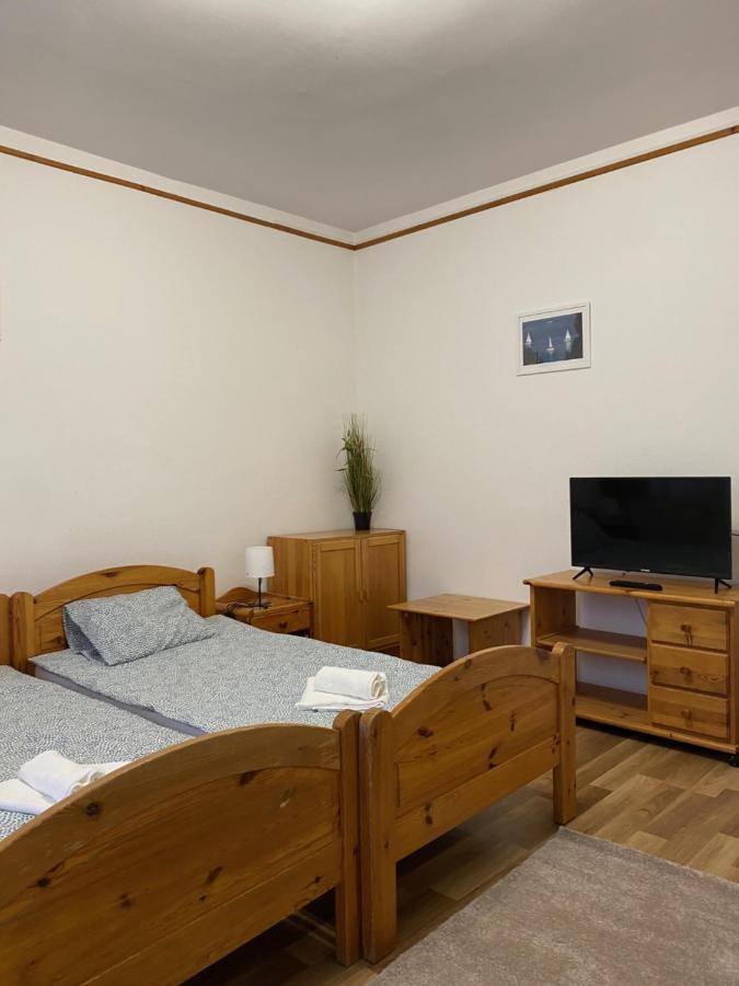 Global Apartmanhaz Vonyarcvashegy Exterior photo